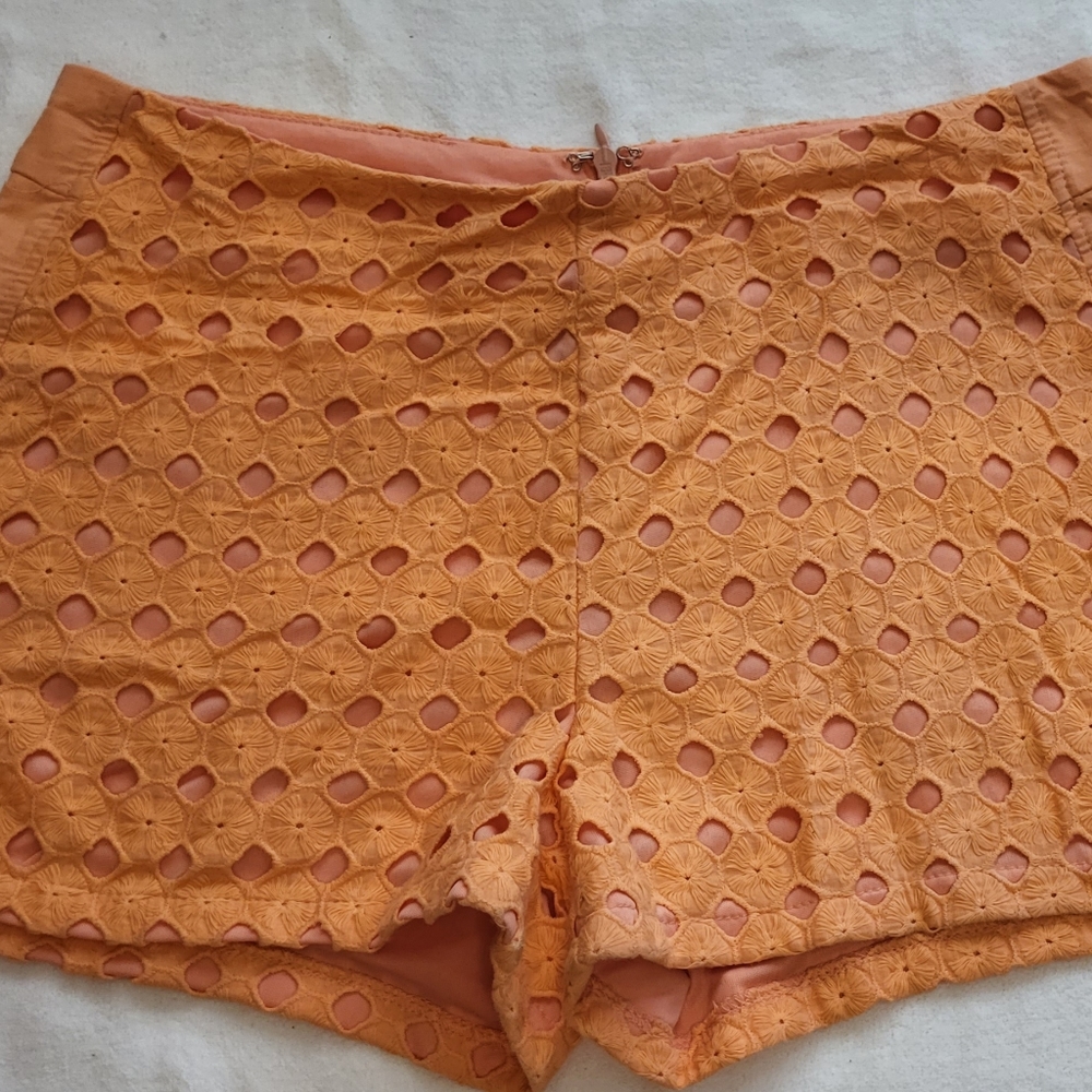 😁*BOGO SALE*😁  Marineblue orange short shorts size med